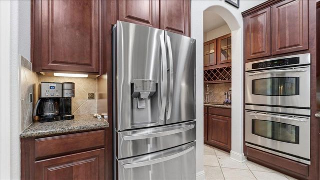 2188 Maloney Dr, Lincoln, CA 95648