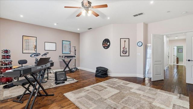 2188 Maloney Dr, Lincoln, CA 95648