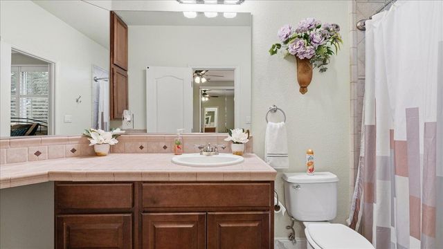 2188 Maloney Dr, Lincoln, CA 95648