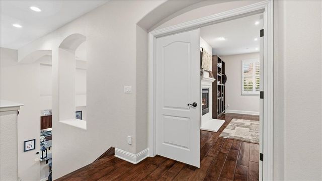 2188 Maloney Dr, Lincoln, CA 95648