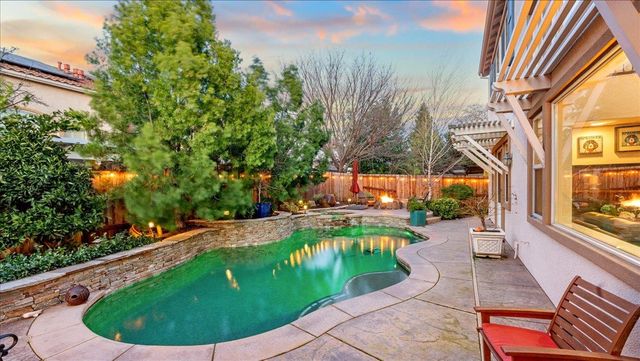 2188 Maloney Dr, Lincoln, CA 95648