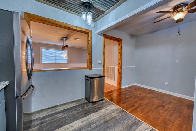 2125 Shanks Road, Angleton, TX 77515