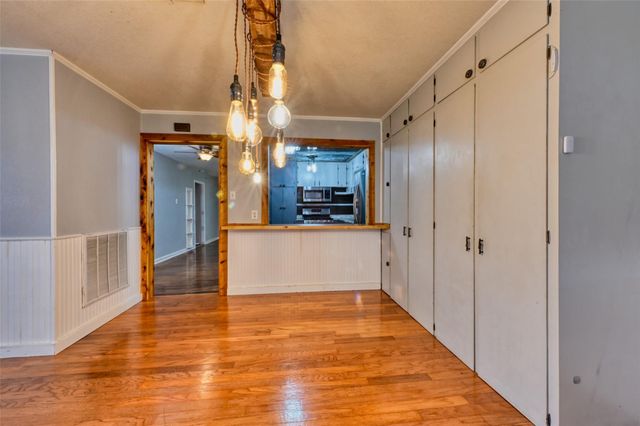 2125 Shanks Road, Angleton, TX 77515