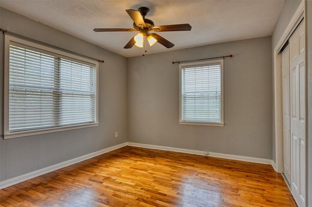 2125 Shanks Road, Angleton, TX 77515