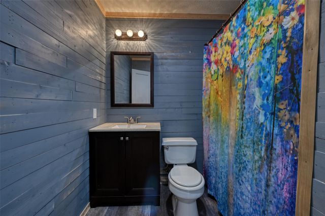 2125 Shanks Road, Angleton, TX 77515