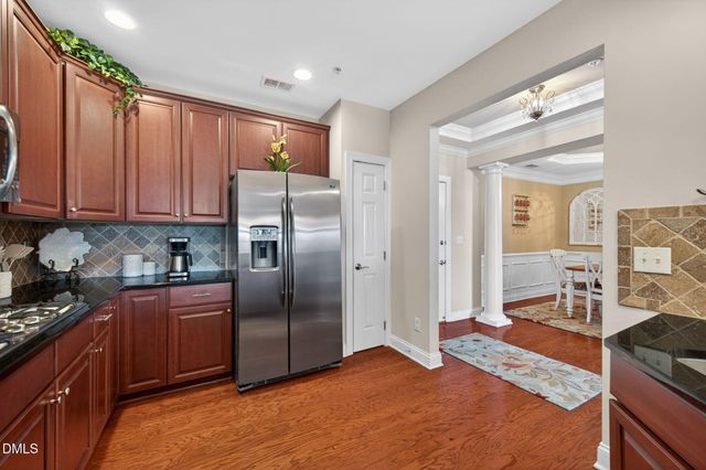 10511 Rosegate Court 305, Raleigh, NC 27617