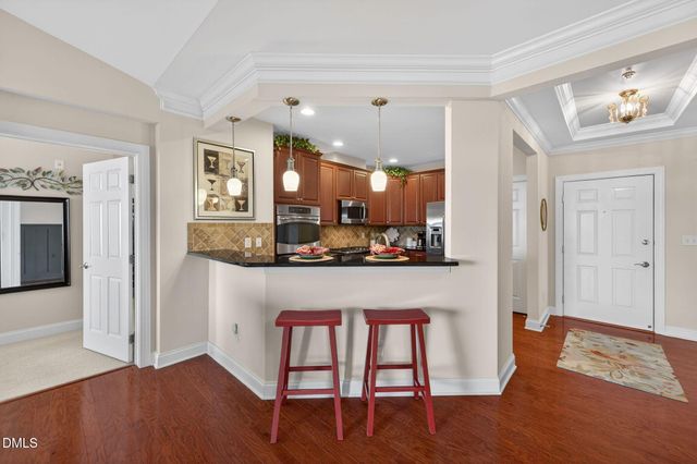 10511 Rosegate Court 305, Raleigh, NC 27617