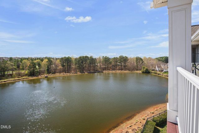 10511 Rosegate Court 305, Raleigh, NC 27617