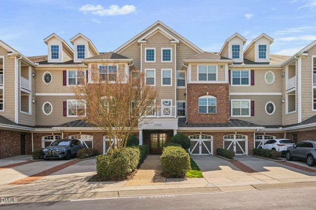 10511 Rosegate Court 305, Raleigh, NC 27617