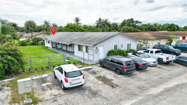 4658 Myla Ln 4658, West Palm Beach, FL 33417