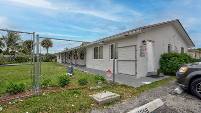 4658 Myla Ln 4658, West Palm Beach, FL 33417