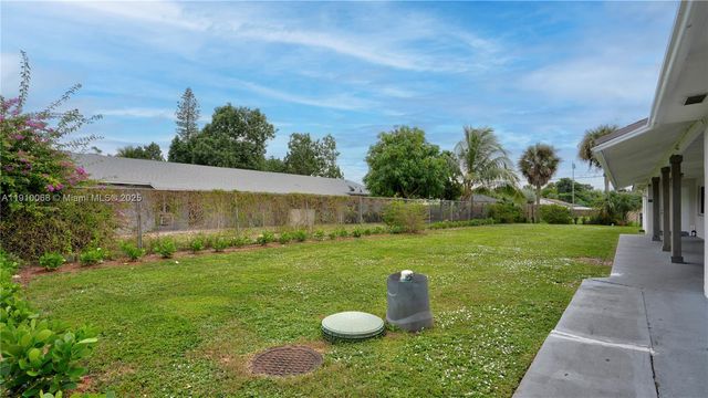 4658 Myla Ln 4658, West Palm Beach, FL 33417