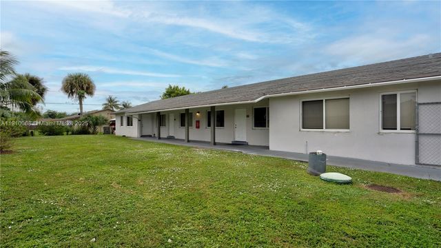 4658 Myla Ln 4658, West Palm Beach, FL 33417