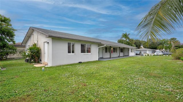 4658 Myla Ln 4658, West Palm Beach, FL 33417