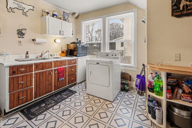 2415 Hubbard Street, Greensboro, NC 27405