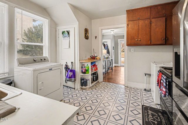 2415 Hubbard Street, Greensboro, NC 27405