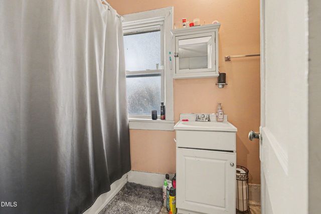 2415 Hubbard Street, Greensboro, NC 27405