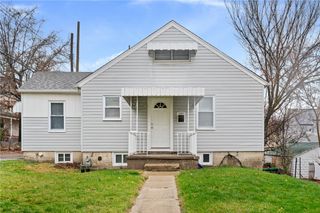 2401 Salisbury St, South Side, PA 15210