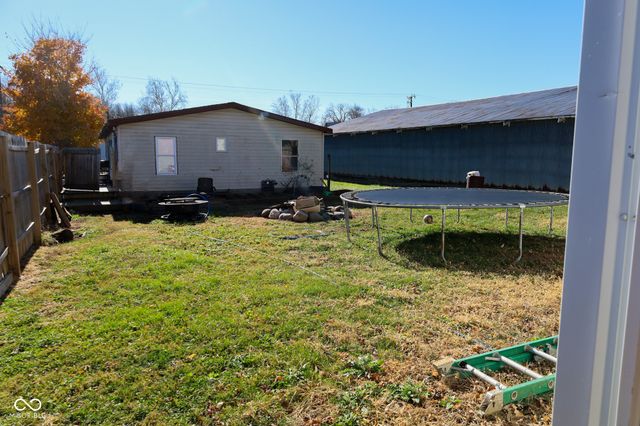 2428 S J Street, Elwood, IN 46036