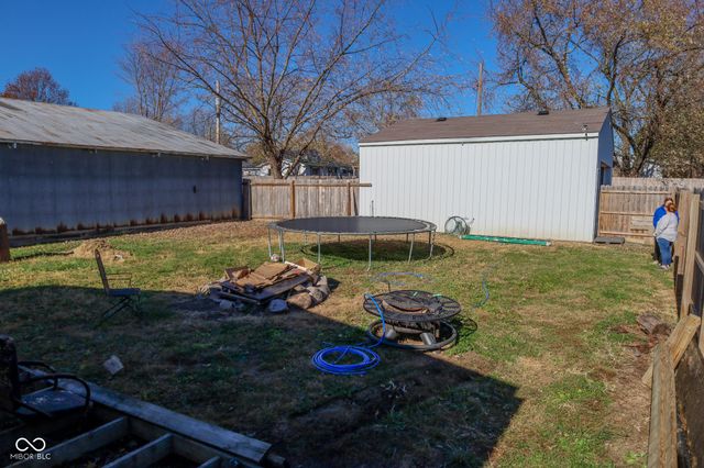 2428 S J Street, Elwood, IN 46036