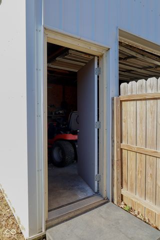 2428 S J Street, Elwood, IN 46036