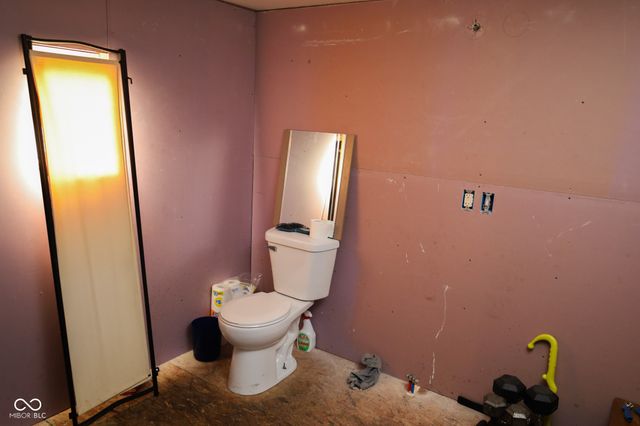 2428 S J Street, Elwood, IN 46036