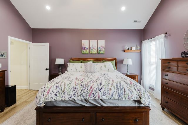 1112 Daybreak Drive, Marion, IL 62959