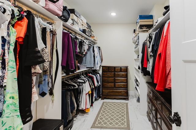 1112 Daybreak Drive, Marion, IL 62959