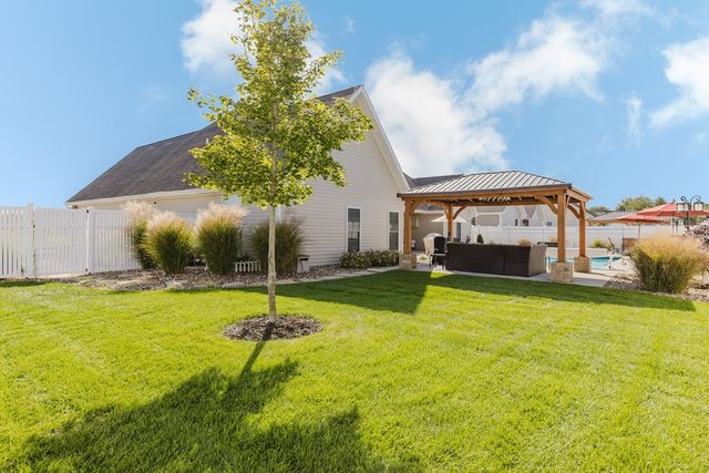 1112 Daybreak Drive, Marion, IL 62959