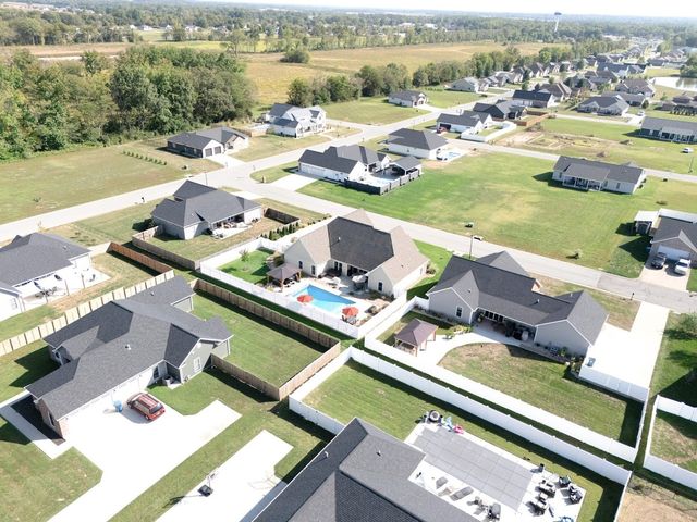 1112 Daybreak Drive, Marion, IL 62959