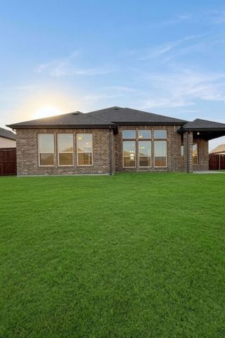 1809 Hidden Creek Drive, Midlothian, TX 76065