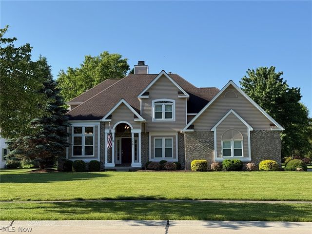 32291 Country Club Drive, Avon Lake, OH 44012