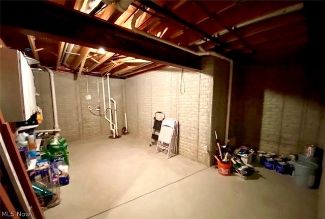 32291 Country Club Drive, Avon Lake, OH 44012