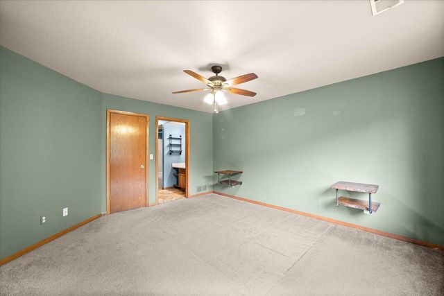 6813 Diane DRIVE, West Bend, WI 53090