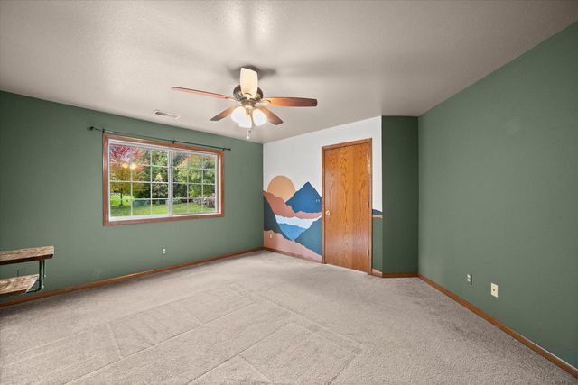 6813 Diane DRIVE, West Bend, WI 53090