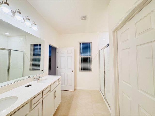 1568 SKY LAKES DRIVE, St Cloud, FL 34769