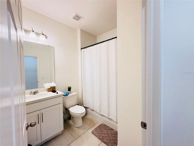 1568 SKY LAKES DRIVE, St Cloud, FL 34769