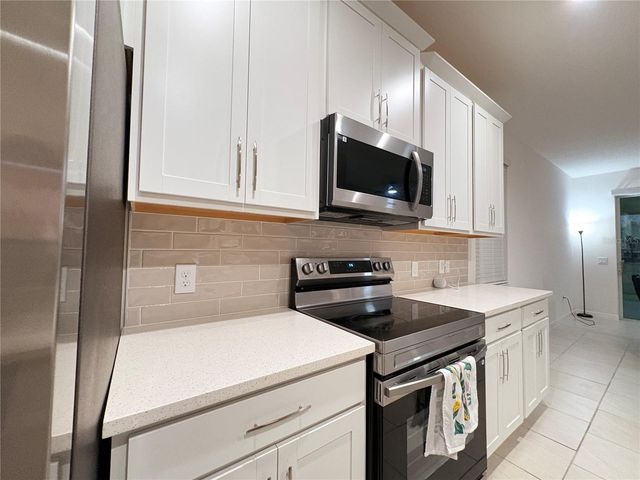 1568 SKY LAKES DRIVE, St Cloud, FL 34769