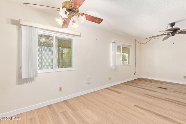 6942 W OLIVE Avenue 44, Peoria, AZ 85345