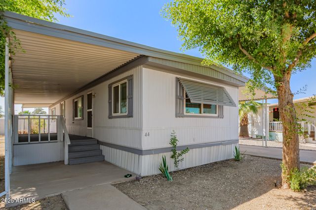 6942 W OLIVE Avenue 44, Peoria, AZ 85345