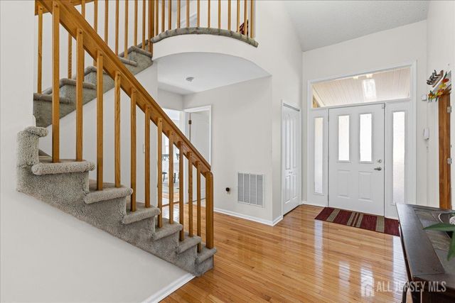 36 Lavender Drive, South Brunswick, NJ 08540