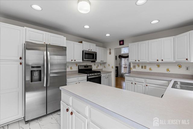 36 Lavender Drive, South Brunswick, NJ 08540