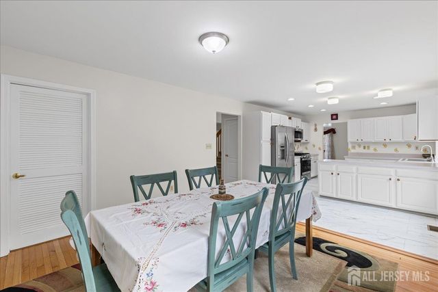 36 Lavender Drive, South Brunswick, NJ 08540