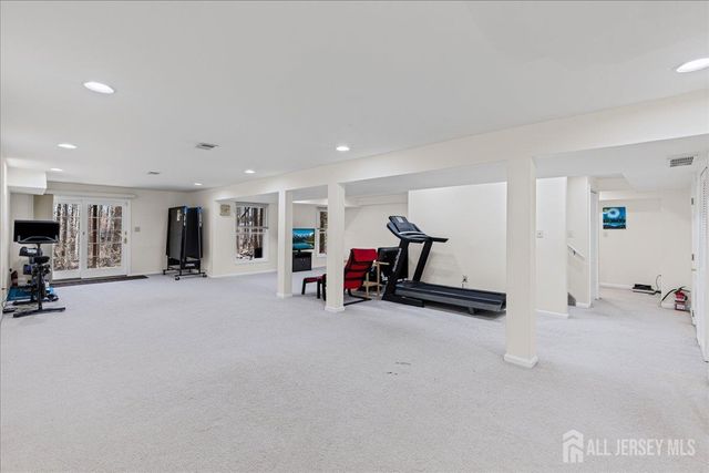 36 Lavender Drive, South Brunswick, NJ 08540