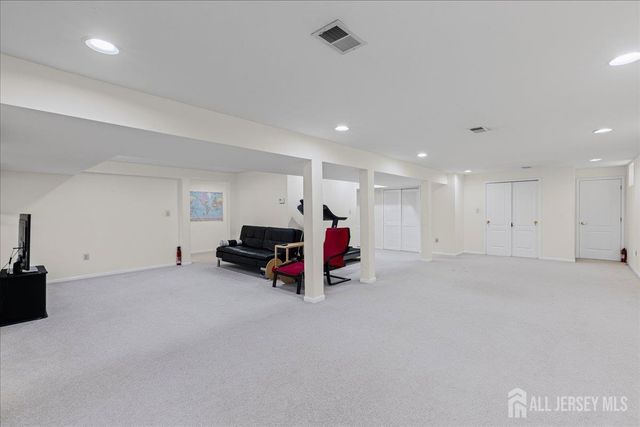 36 Lavender Drive, South Brunswick, NJ 08540