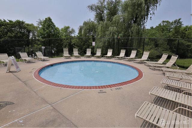 36 Lavender Drive, South Brunswick, NJ 08540
