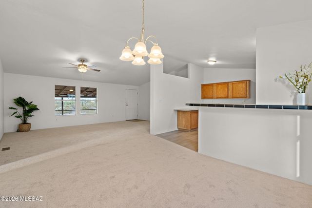 16513 S Kolb Road, Sahuarita, AZ 85629