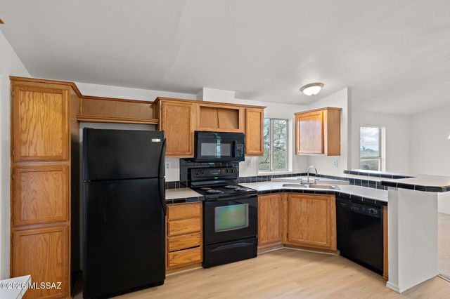 16513 S Kolb Road, Sahuarita, AZ 85629