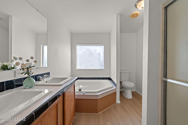 16513 S Kolb Road, Sahuarita, AZ 85629