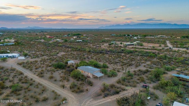 16513 S Kolb Road, Sahuarita, AZ 85629